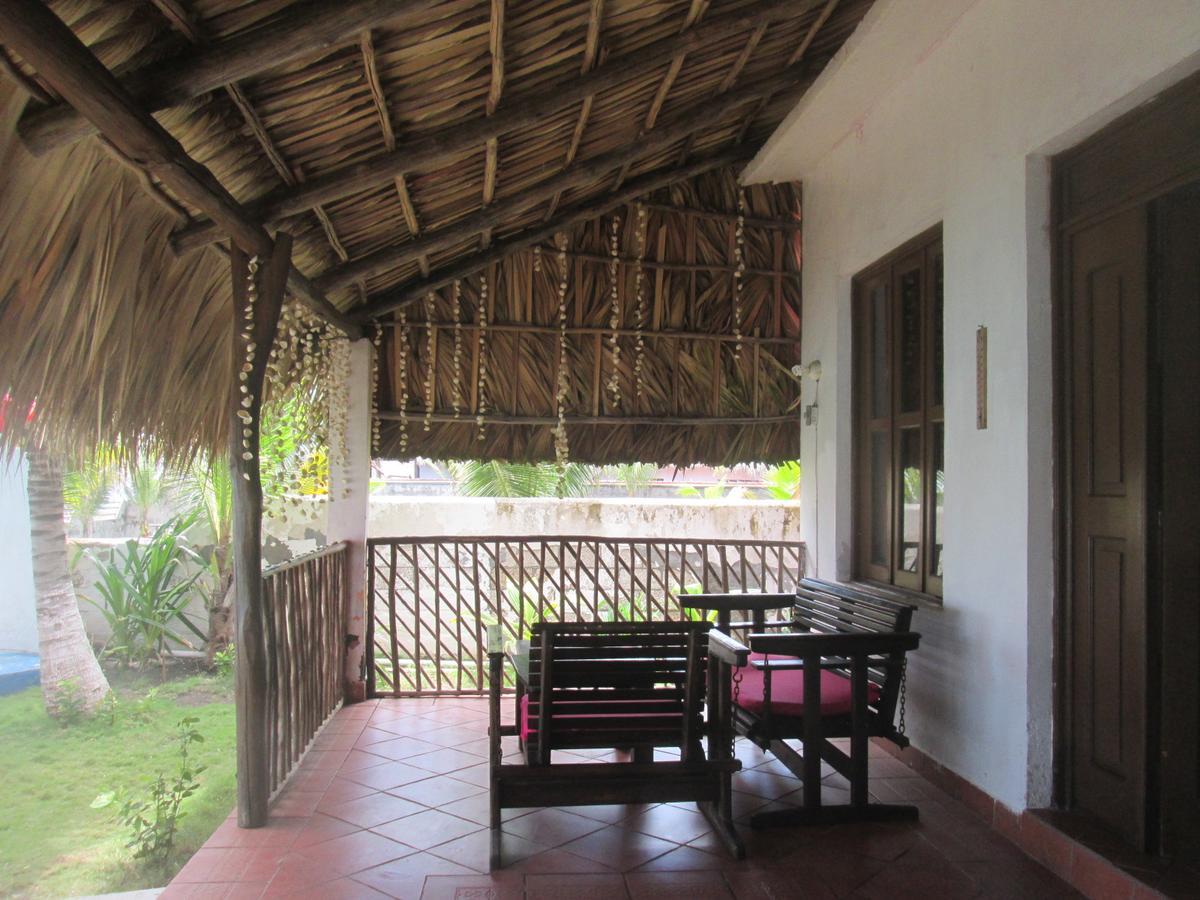Marbella Eco Lodge Monterrico Exteriér fotografie