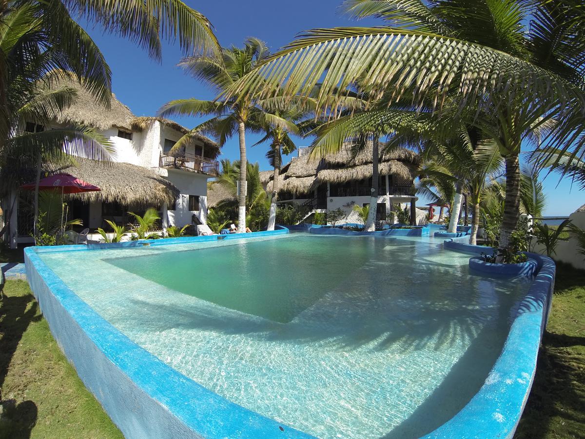 Marbella Eco Lodge Monterrico Exteriér fotografie